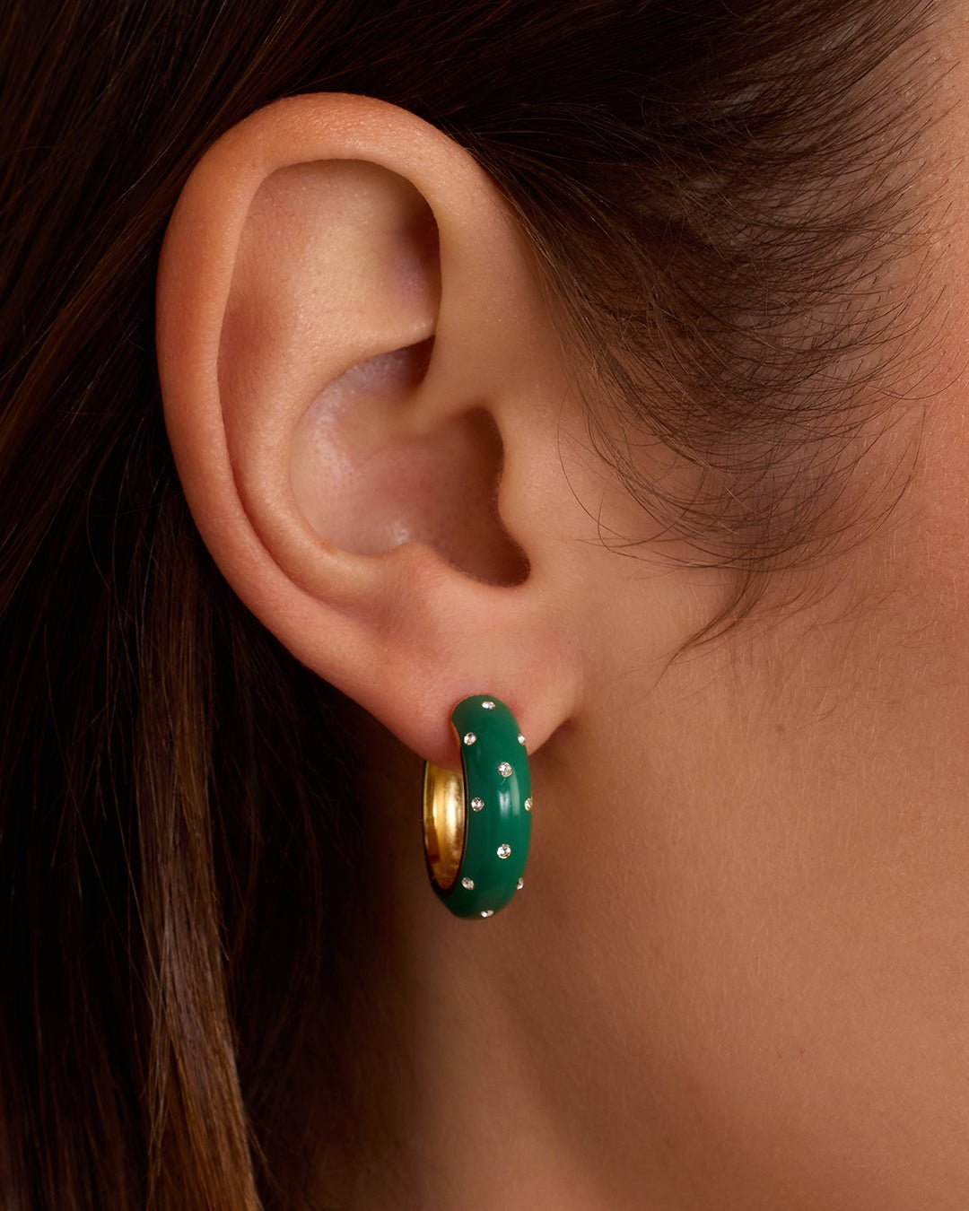 Noel Enamel Shimmer Hoops || option::18k Gold Plated, Emerald