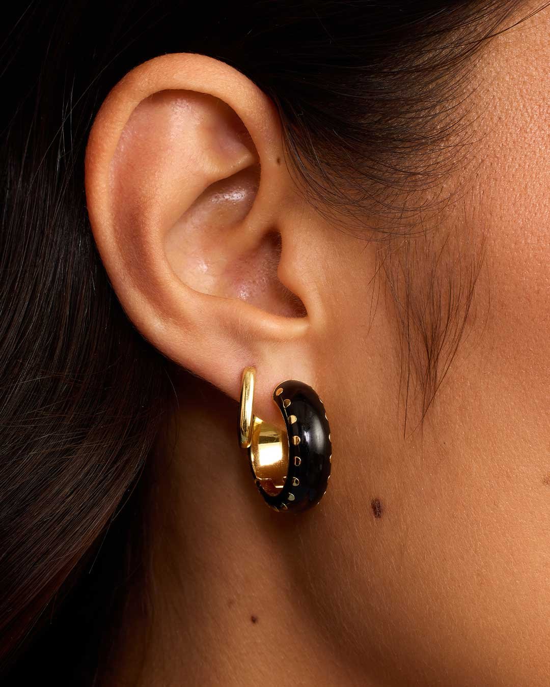 Asher Hoops || option::18k Gold Plated, Black