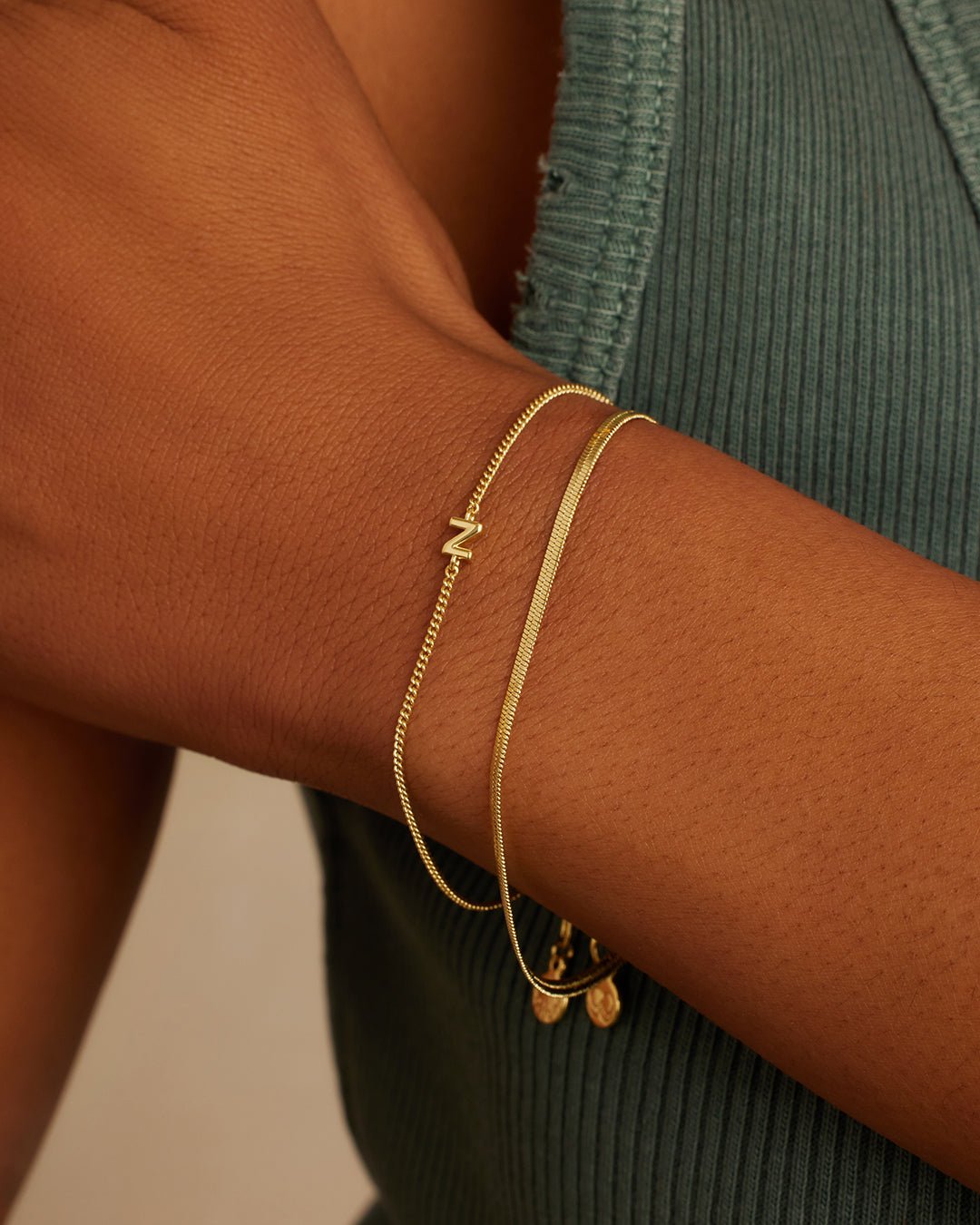 Wilder Mini Alphabet Bracelet || option::18k Gold Plated, Z