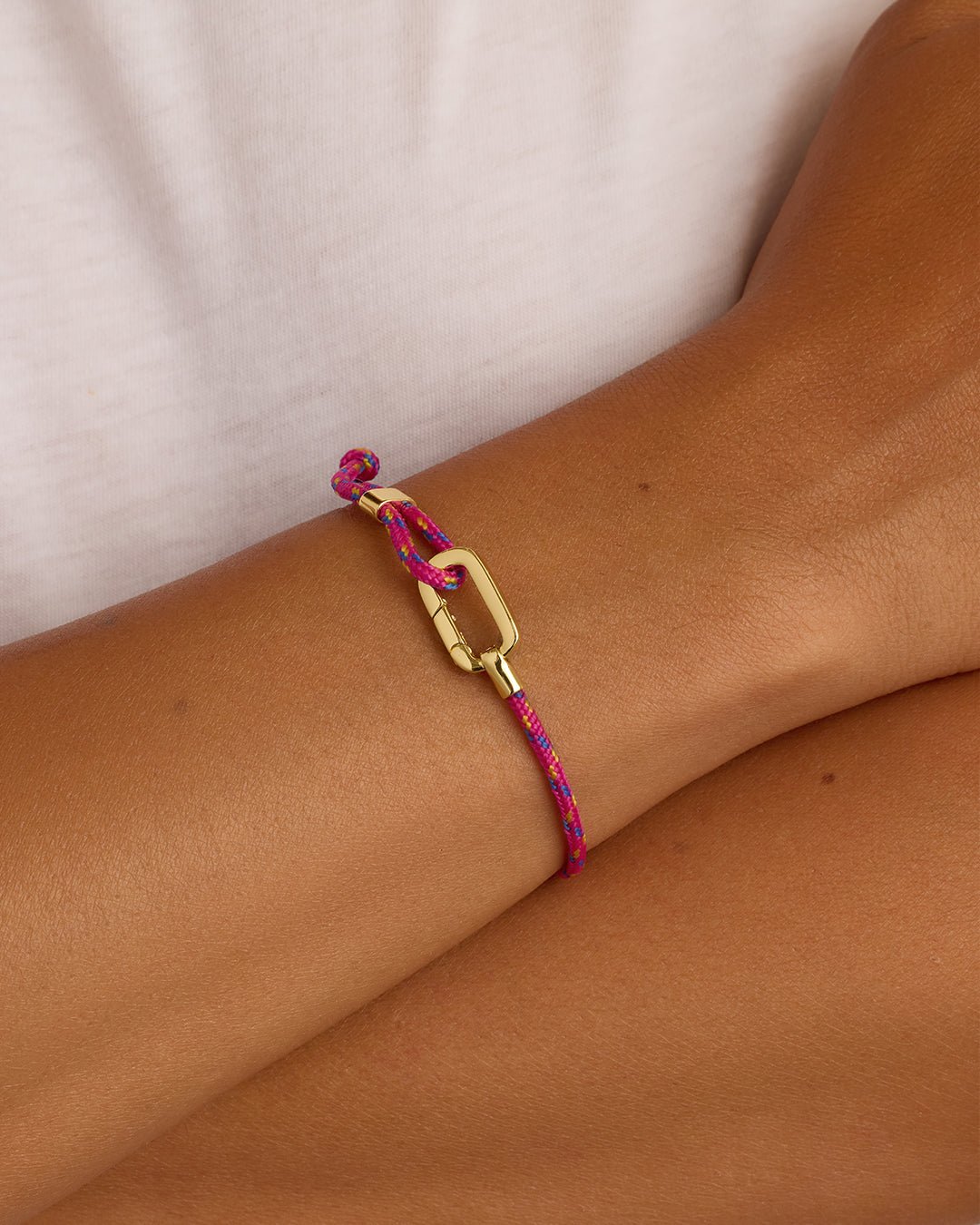 Link Paracord Bracelet || option::Pink, 18k Gold Plated