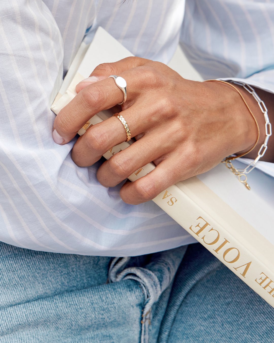 Silver plated signet ring || option::Silver Plated