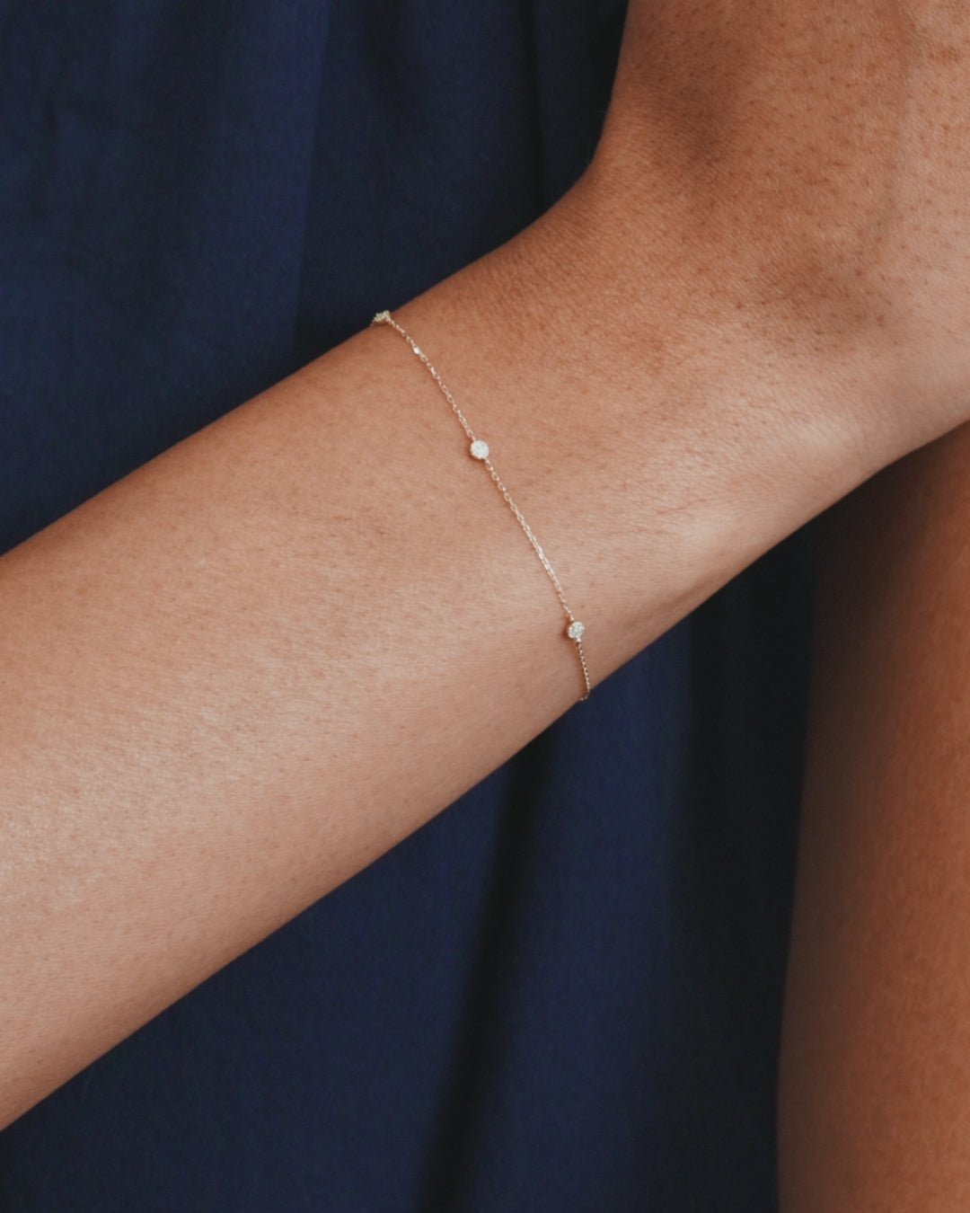 Diamond Pave Dot Bracelet || option::14k Solid Gold